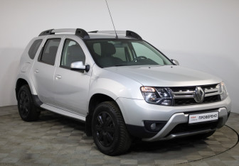 Подержанный автомобиль Renault Duster 2018 года (3 фото)