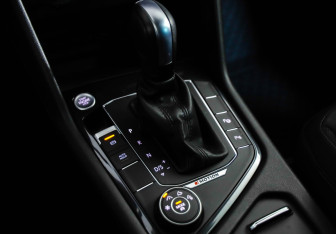 Подержанный автомобиль Volkswagen Tiguan 2019 года (18 фото)