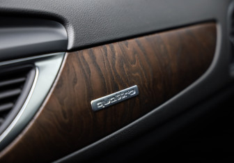 Подержанный автомобиль Audi A6 Sedan 2013 года (22 фото)