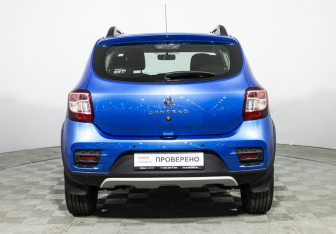 Подержанный автомобиль Renault Sandero 2020 года (6 фото)