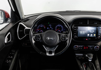 Подержанный автомобиль Kia Soul 2021 года (11 фото)