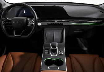 Подержанный автомобиль Omoda C5 2022 года (15 фото)