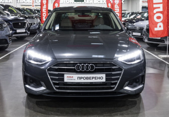 Подержанный автомобиль Audi A4 Sedan 2020 года (3 фото)