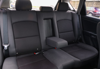 Подержанный автомобиль Mazda 3 Hatchback 2008 года (22 фото)