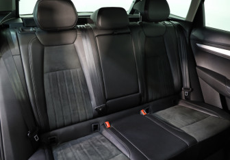 Подержанный автомобиль Skoda Karoq 2020 года (21 фото)