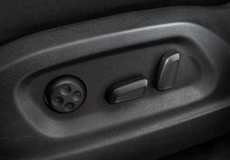 Подержанный автомобиль Audi Q5 2011 года (16 фото)