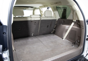 Подержанный автомобиль Lexus GX 2014 года (32 фото)