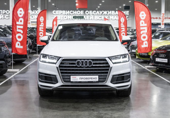 Подержанный автомобиль Audi Q7 2018 года (3 фото)