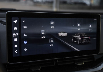 Подержанный автомобиль Geely Preface 2023 года (21 фото)