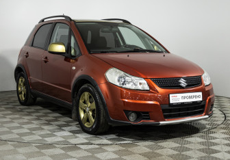 Подержанный автомобиль Suzuki SX4 Hatchback 2010 года (3 фото)