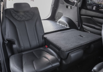 Подержанный автомобиль Hyundai Santa Fe 2022 года (33 фото)