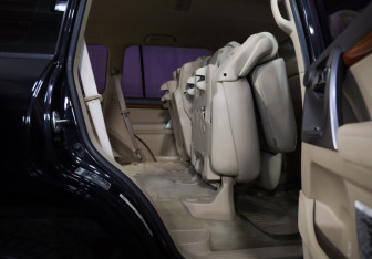 Подержанный автомобиль Toyota Land Cruiser Suv 2013 года (30 фото)