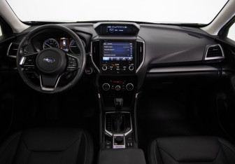 Подержанный автомобиль Subaru Forester Suv 2019 года (9 фото)