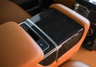 Подержанный автомобиль Land Rover Range Rover 2020 года (35 фото)