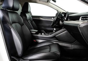 Подержанный автомобиль Kia K5 2020 года (23 фото)