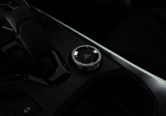 Подержанный автомобиль Haval H3 2024 года (21 фото)