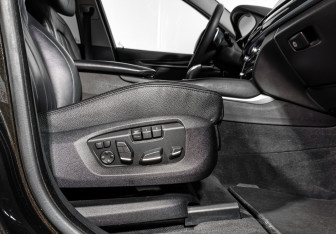 Подержанный автомобиль BMW X6 2015 года (20 фото)