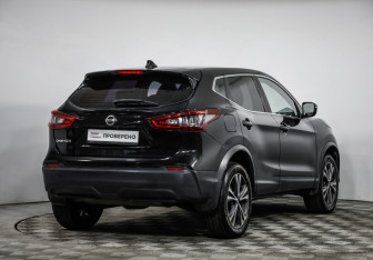 Подержанный автомобиль Nissan Qashqai 2021 года (5 фото)