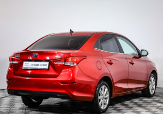 Подержанный автомобиль Changan Alsvin 2023 года (5 фото)