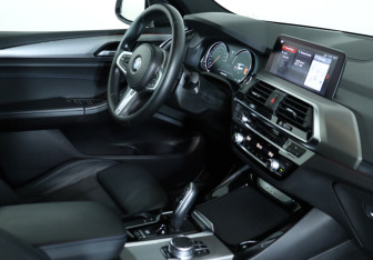 Подержанный автомобиль BMW X3 2019 года (11 фото)