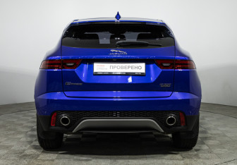 Подержанный автомобиль Jaguar E-Pace 2018 года (6 фото)