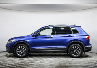Подержанный автомобиль Volkswagen Tiguan 2021 года (8 фото)