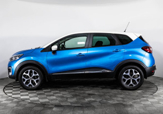 Подержанный автомобиль Renault Kaptur 2016 года (8 фото)