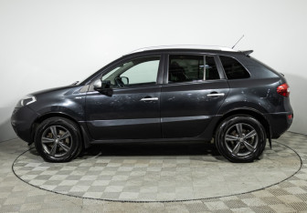 Подержанный автомобиль Renault Koleos 2013 года (6 фото)