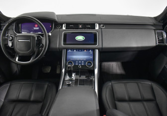 Подержанный автомобиль Land Rover Range Rover Sport 2018 года (15 фото)