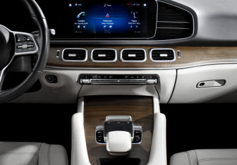 Подержанный автомобиль Mercedes-Benz GLE 2019 года (15 фото)