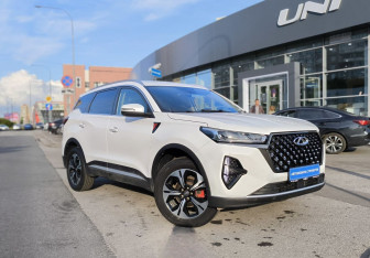 Подержанный автомобиль Chery Tiggo 7 Pro Max 2023 года (3 фото)