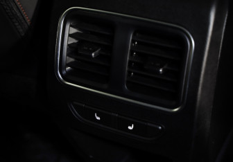 Подержанный автомобиль Haval F7x 2022 года (20 фото)