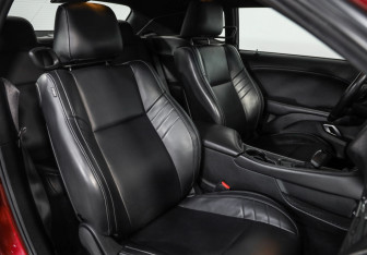 Подержанный автомобиль Dodge Challenger 2019 года (28 фото)