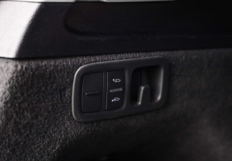 Подержанный автомобиль Audi Q7 2017 года (30 фото)