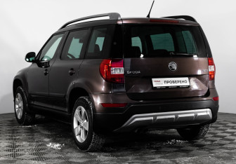 Подержанный автомобиль Skoda Yeti 2014 года (7 фото)