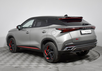 Подержанный автомобиль Omoda C5 2023 года (7 фото)
