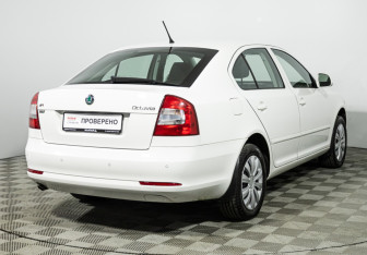 Подержанный автомобиль Skoda Octavia Liftback 2013 года (5 фото)