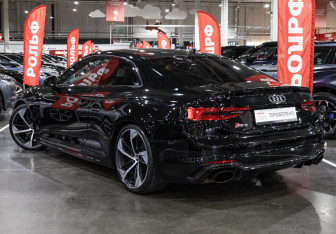 Подержанный автомобиль Audi RS 5 Coupe 2017 года (15 фото)