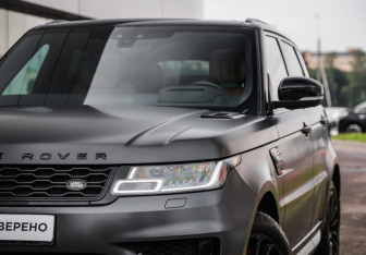 Подержанный автомобиль Land Rover Range Rover Sport 2021 года (2 фото)