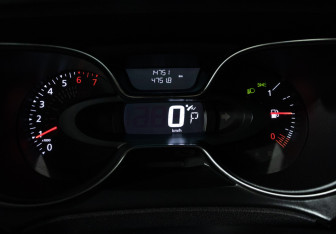 Подержанный автомобиль Renault Kaptur 2020 года (12 фото)