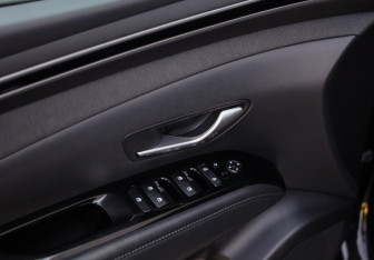 Подержанный автомобиль Hyundai Tucson 2021 года (24 фото)
