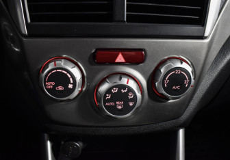 Подержанный автомобиль Subaru Forester Suv 2008 года (15 фото)