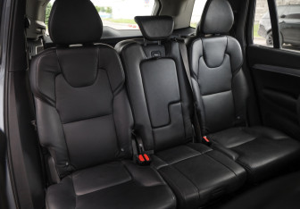 Подержанный автомобиль Volvo XC90 2019 года (29 фото)