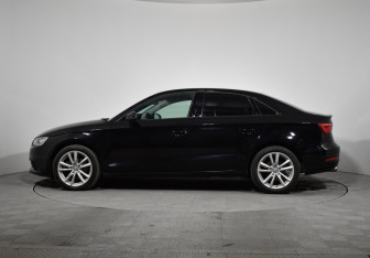 Подержанный автомобиль Audi A3 Sedan 2015 года (8 фото)