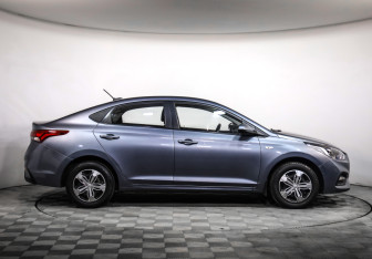 Подержанный автомобиль Hyundai Solaris Sedan 2019 года (4 фото)