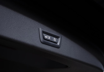 Подержанный автомобиль BMW X2 2020 года (30 фото)