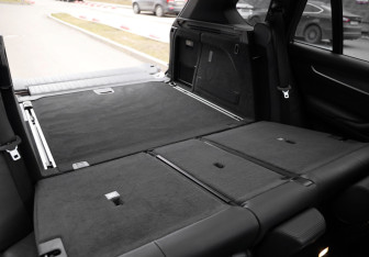 Подержанный автомобиль BMW X5 2015 года (31 фото)