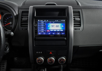 Подержанный автомобиль Nissan X-Trail 2008 года (16 фото)