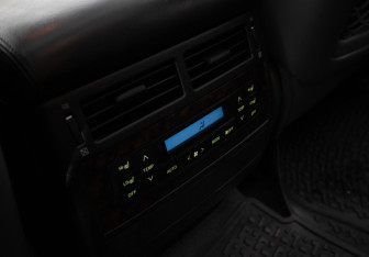 Подержанный автомобиль Toyota Land Cruiser Suv 2008 года (21 фото)