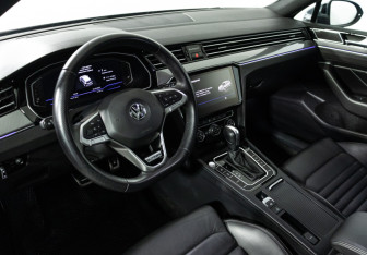 Подержанный автомобиль Volkswagen Passat Wagon 2020 года (11 фото)